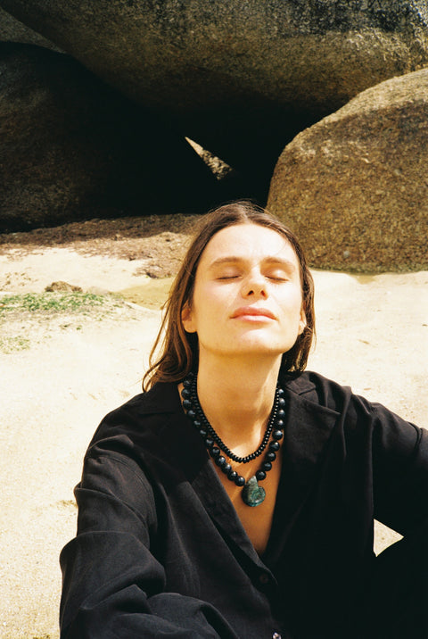Stone Necklace in Onyx
