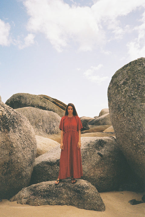 Nerio Dress in Red
