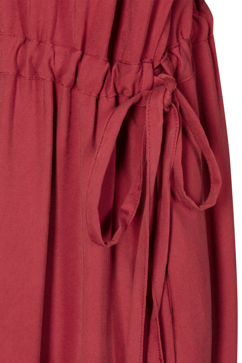 Nerio Dress in Red