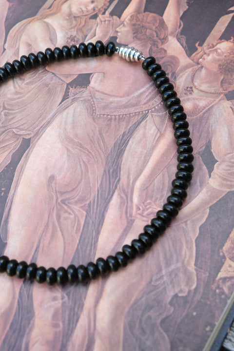 Stone Necklace in Onyx